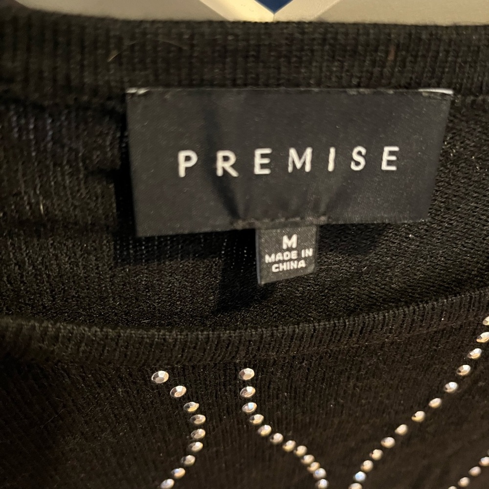 Sweater - Picture 3 of 3